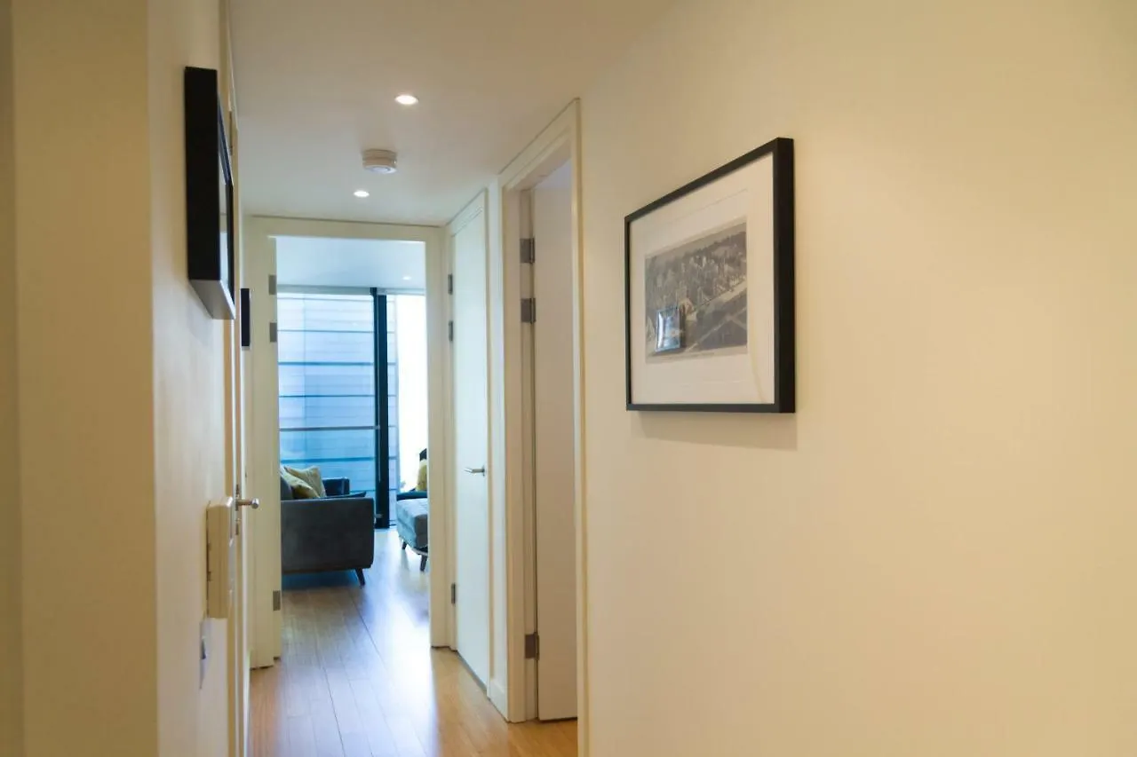 2 Bed Apartment At Quartermile Edinburgh 0*,