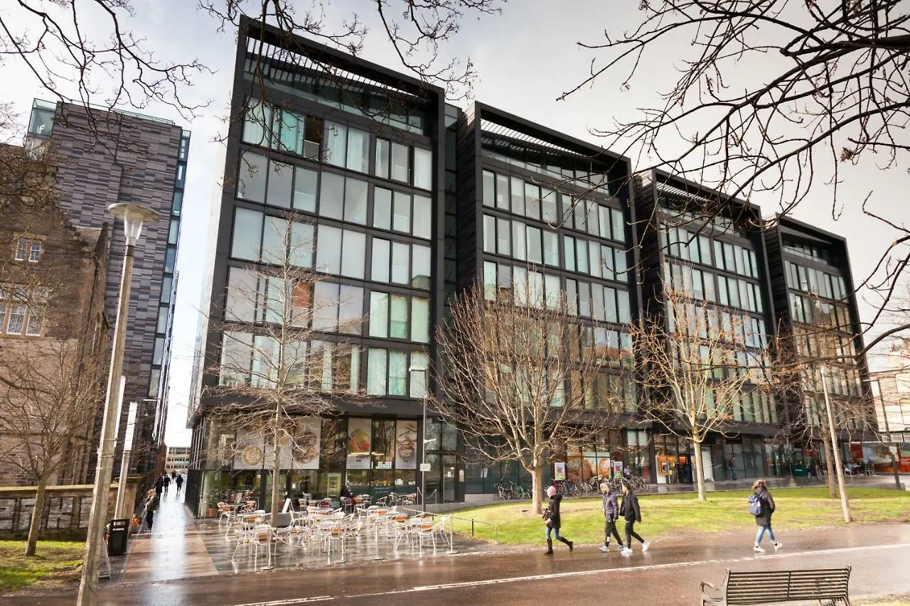 2 Bed Apartment At Quartermile Edinburgh